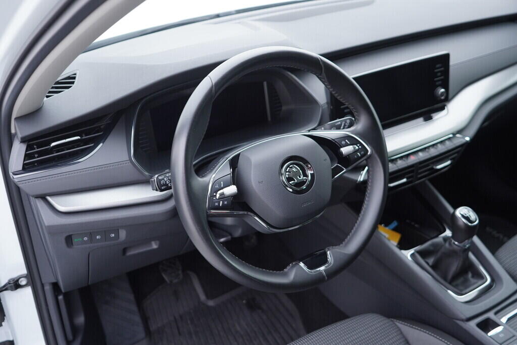 OV190V10183_21.webp_OCTAVIA Ambition 2.0 TDI 85 kW manuál, DPH