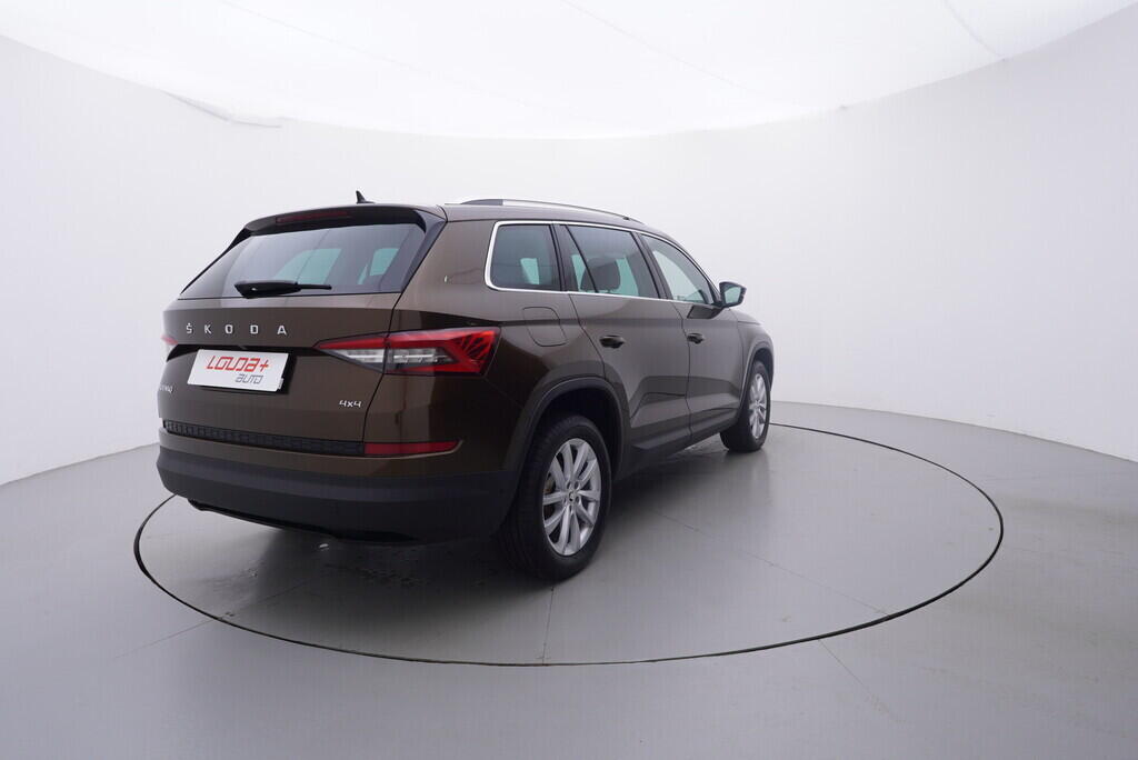 OV190V10184_14.webp_KODIAQ Style 2.0 TDI 110 kW automat, DPH