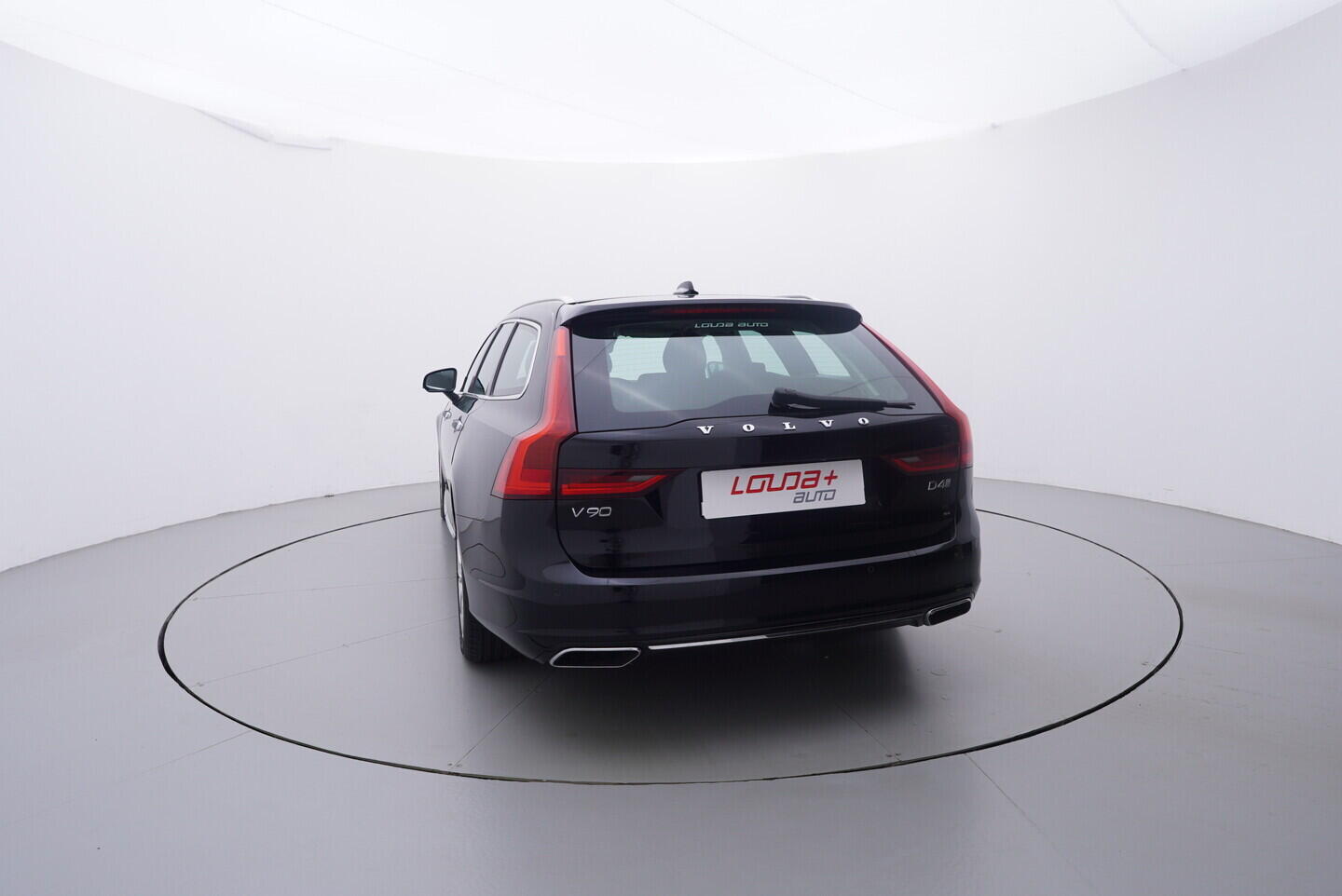 OV190V10187_13.webp_V90 Inscription 2.0 D4 140 kW automat