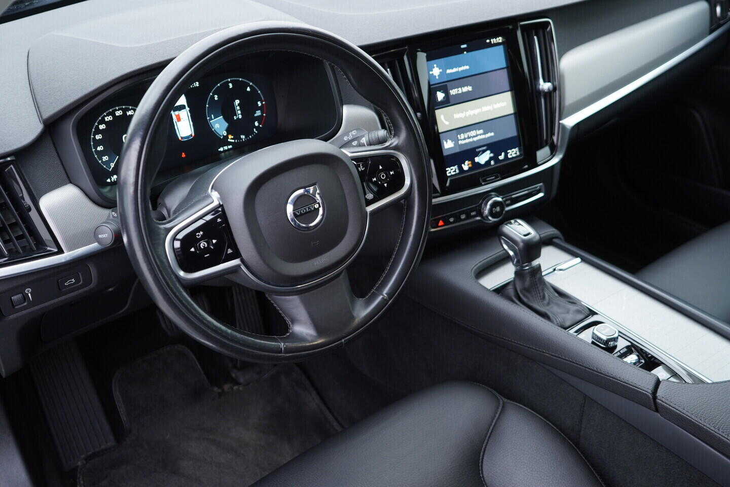 OV190V10187_23.webp_V90 Inscription 2.0 D4 140 kW automat