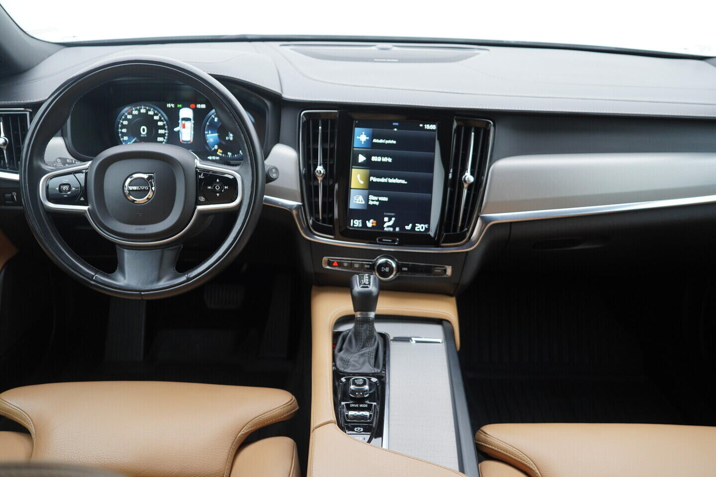 OV190V10188_27.webp_V90 Inscription 2.0 2.0 D5 173 kW automat