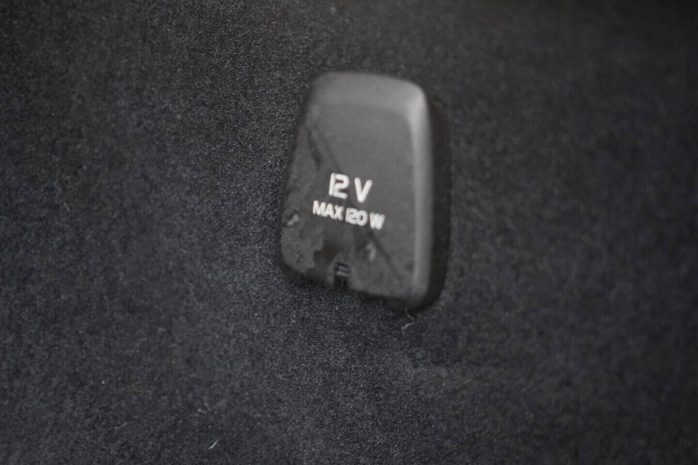 OV190V10188_38.webp_V90 Inscription 2.0 2.0 D5 173 kW automat