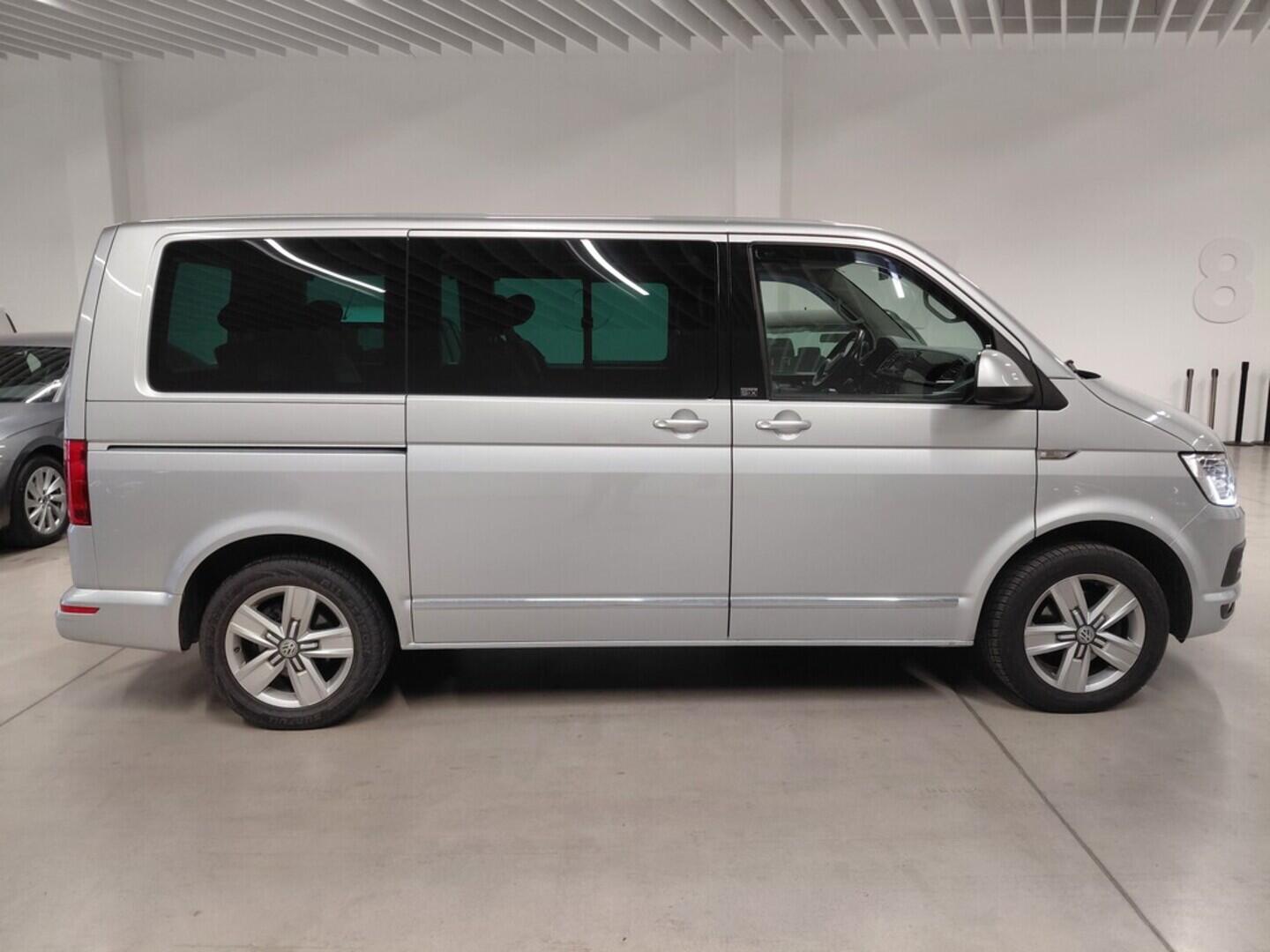 OV190V10189_12.webp_MULTIVAN Generation SIX 2.0 TDI 110 kW manuál