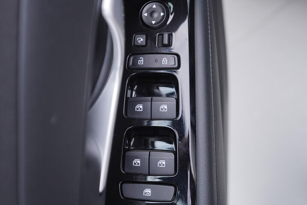 OV190V10192_20.webp_TUCSON SMART NAV 1.6 HEV 132 kW automat