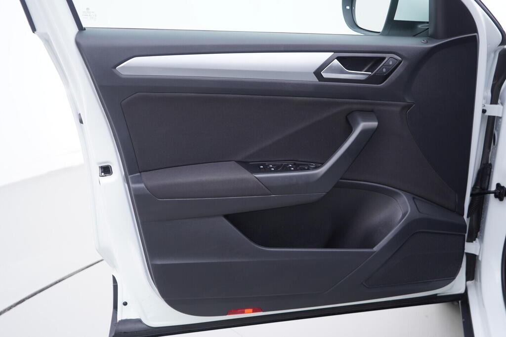 OV190V10199_19.webp_T-ROC Life 1.5 TSI 110 kW automat, DPH