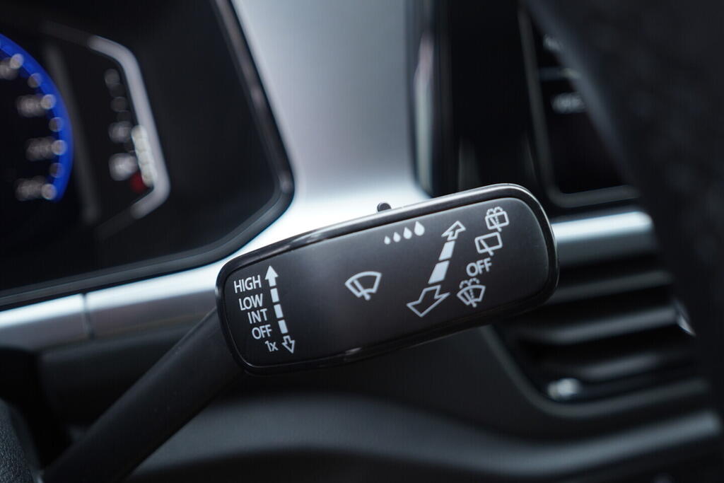 OV190V10199_24.webp_T-ROC Life 1.5 TSI 110 kW automat, DPH