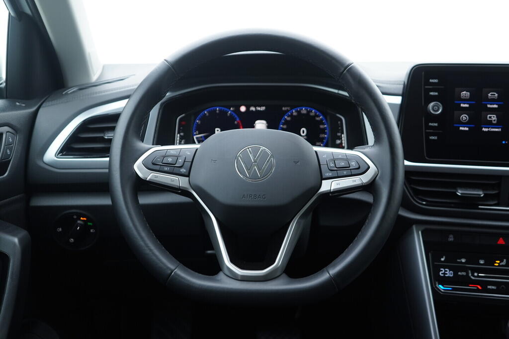 OV190V10199_26.webp_T-ROC Life 1.5 TSI 110 kW automat, DPH