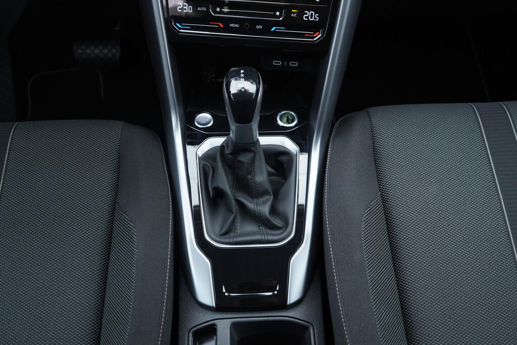 OV190V10199_33.webp_T-ROC Life 1.5 TSI 110 kW automat, DPH