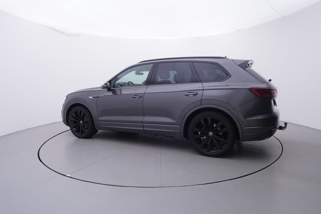 OV190V10202_12.webp_TOUAREG R-line 3.0 TDI 210 kW automat, DPH