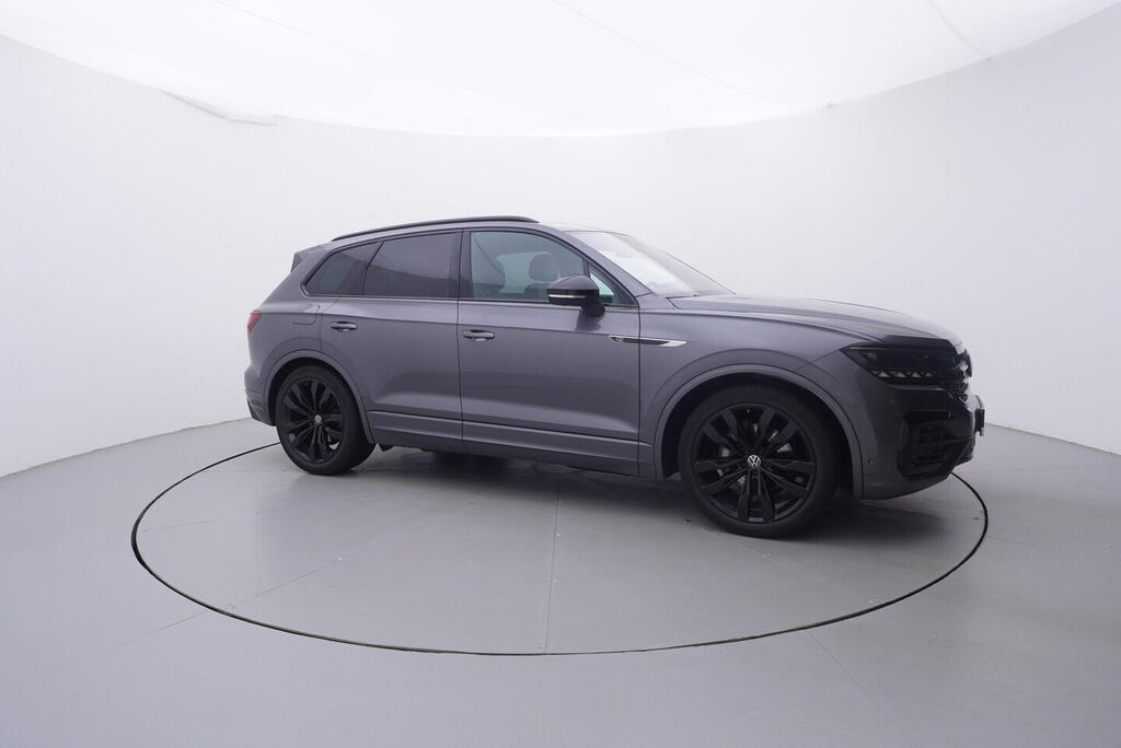 OV190V10202_16.webp_TOUAREG R-line 3.0 TDI 210 kW automat, DPH