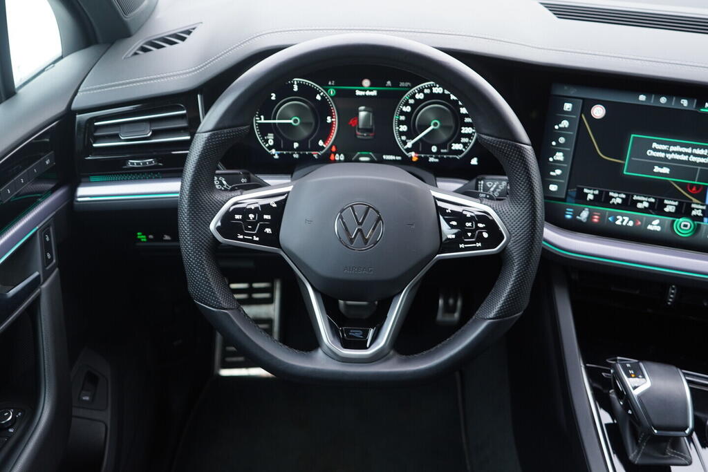 OV190V10202_28.webp_TOUAREG R-line 3.0 TDI 210 kW automat, DPH