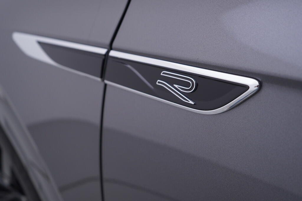 OV190V10202_43.webp_TOUAREG R-line 3.0 TDI 210 kW automat, DPH