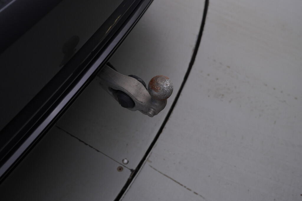 OV190V10202_44.webp_TOUAREG R-line 3.0 TDI 210 kW automat, DPH