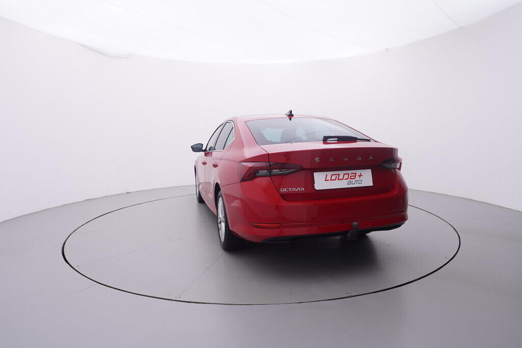 OV190V10204_13.webp_OCTAVIA Style 1.5 TSI 110 kW manuál