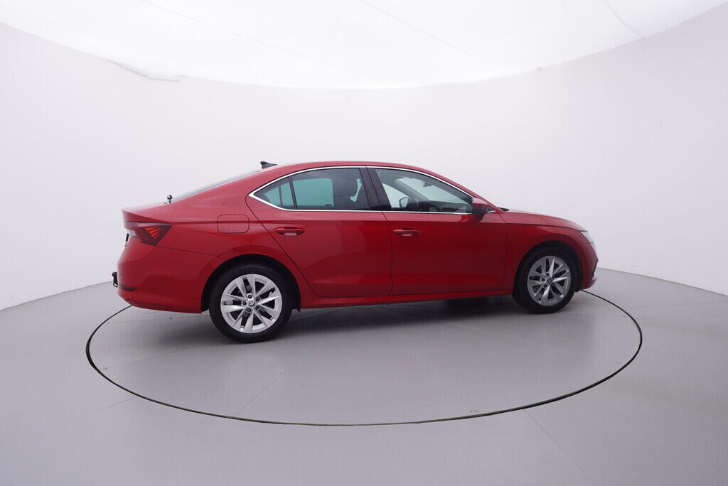 OV190V10204_15.webp_OCTAVIA Style 1.5 TSI 110 kW manuál