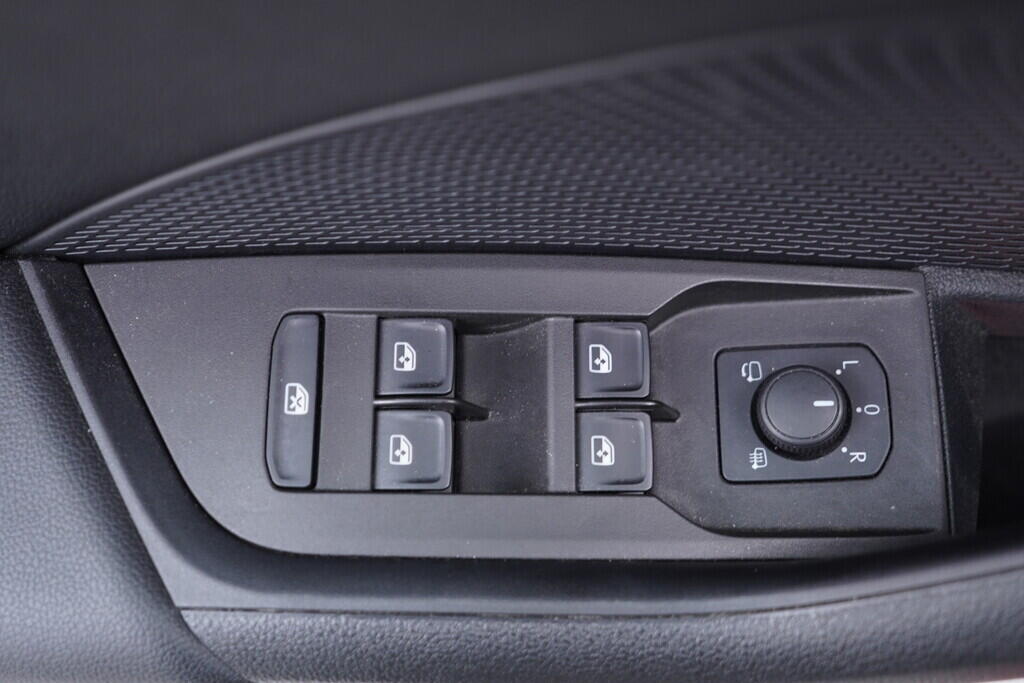 OV190V10204_20.webp_OCTAVIA Style 1.5 TSI 110 kW manuál