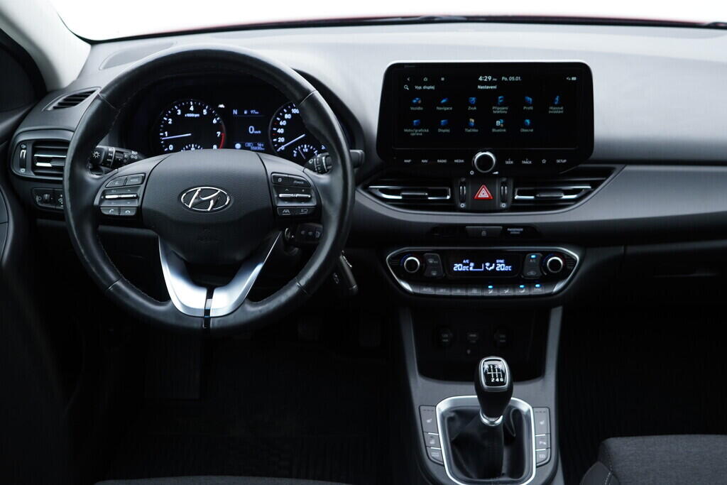 OV190V10207_26.webp_I30  1.5 T-GDi 117 kW manuál