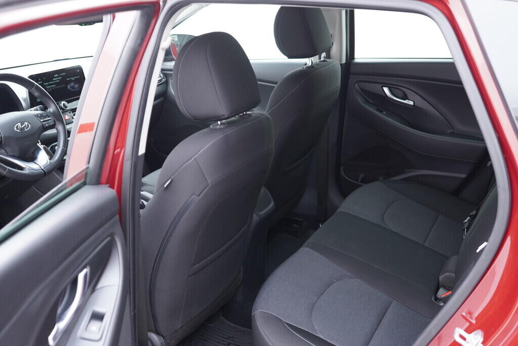 OV190V10207_36.webp_I30  1.5 T-GDi 117 kW manuál