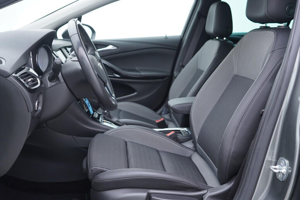 OV190V10208_22.webp_ASTRA Elegance 1.5  90 kW automat, DPH