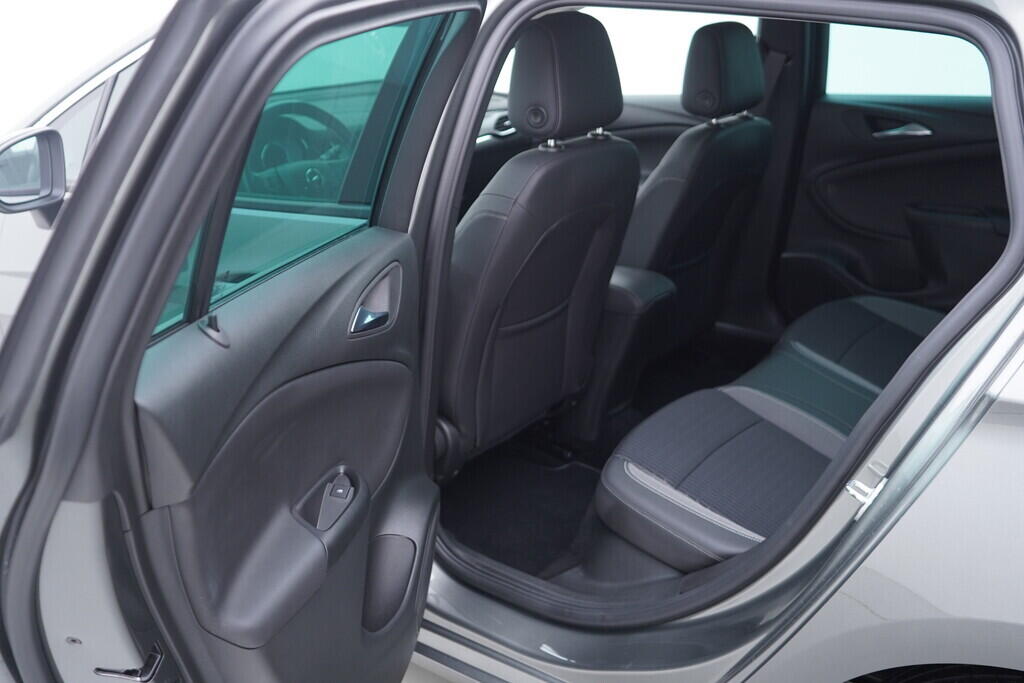 OV190V10208_32.webp_ASTRA Elegance 1.5  90 kW automat, DPH