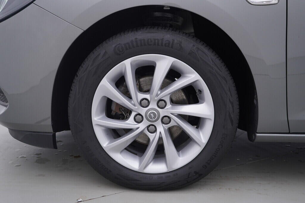 OV190V10208_37.webp_ASTRA Elegance 1.5  90 kW automat, DPH