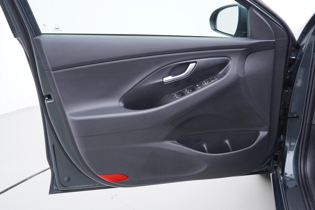 OV190V10212_19.webp_I30 SMART 1.5 TGDI 103 kW automat, DPH