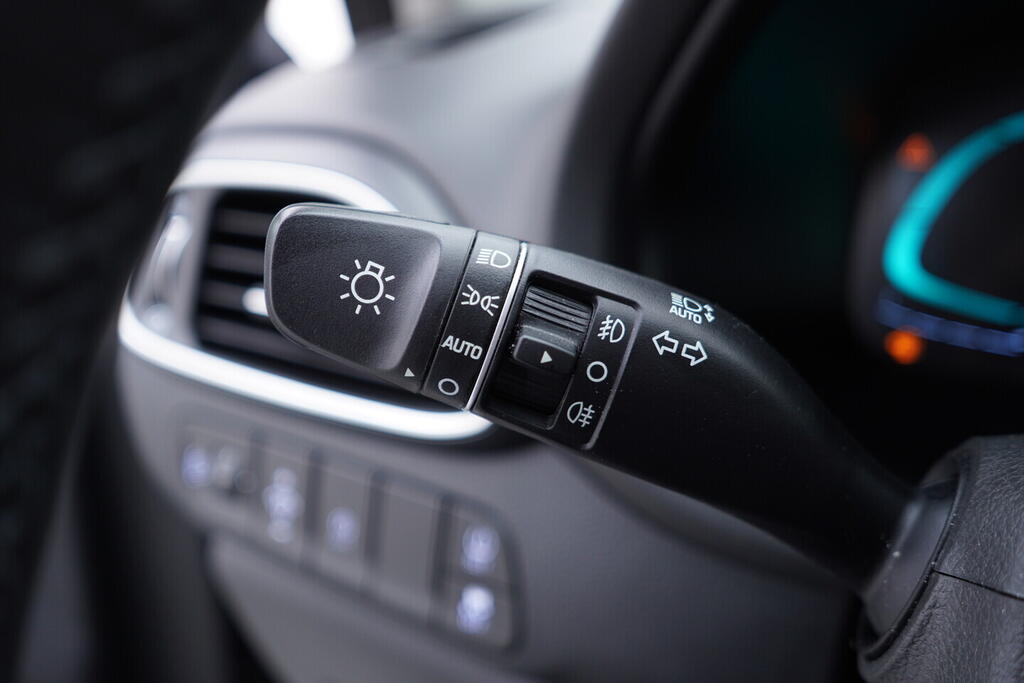 OV190V10212_23.webp_I30 SMART 1.5 TGDI 103 kW automat, DPH