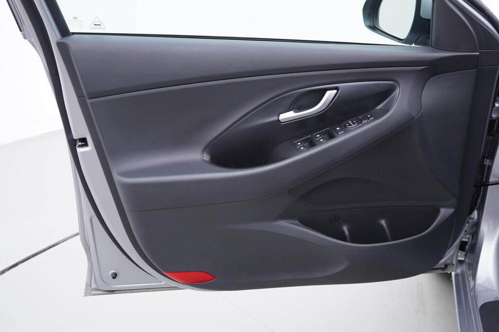 OV190V10213_19.webp_I30 SMART 1.5 TGDI 103 kW automat, DPH