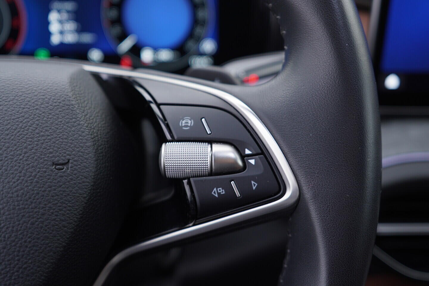 OV190V10216_27.webp_KODIAQ Exclusive Selection 2.0 TDI 142 kW automat, DPH