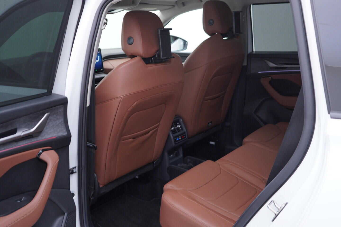 OV190V10216_36.webp_KODIAQ Exclusive Selection 2.0 TDI 142 kW automat, DPH