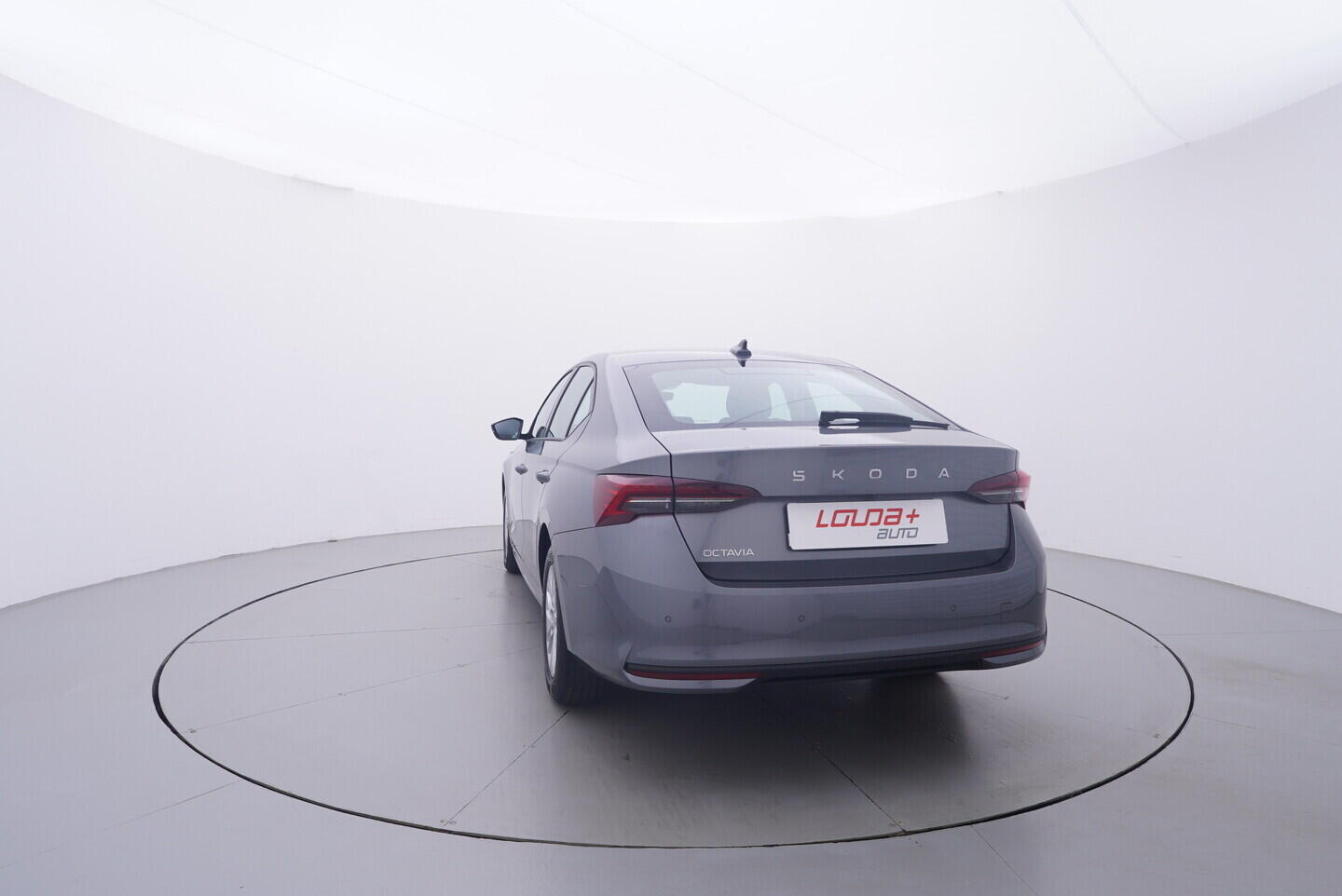 OV190V10217_13.webp_OCTAVIA Selection 1.5 TSI 110 kW manuál, DPH