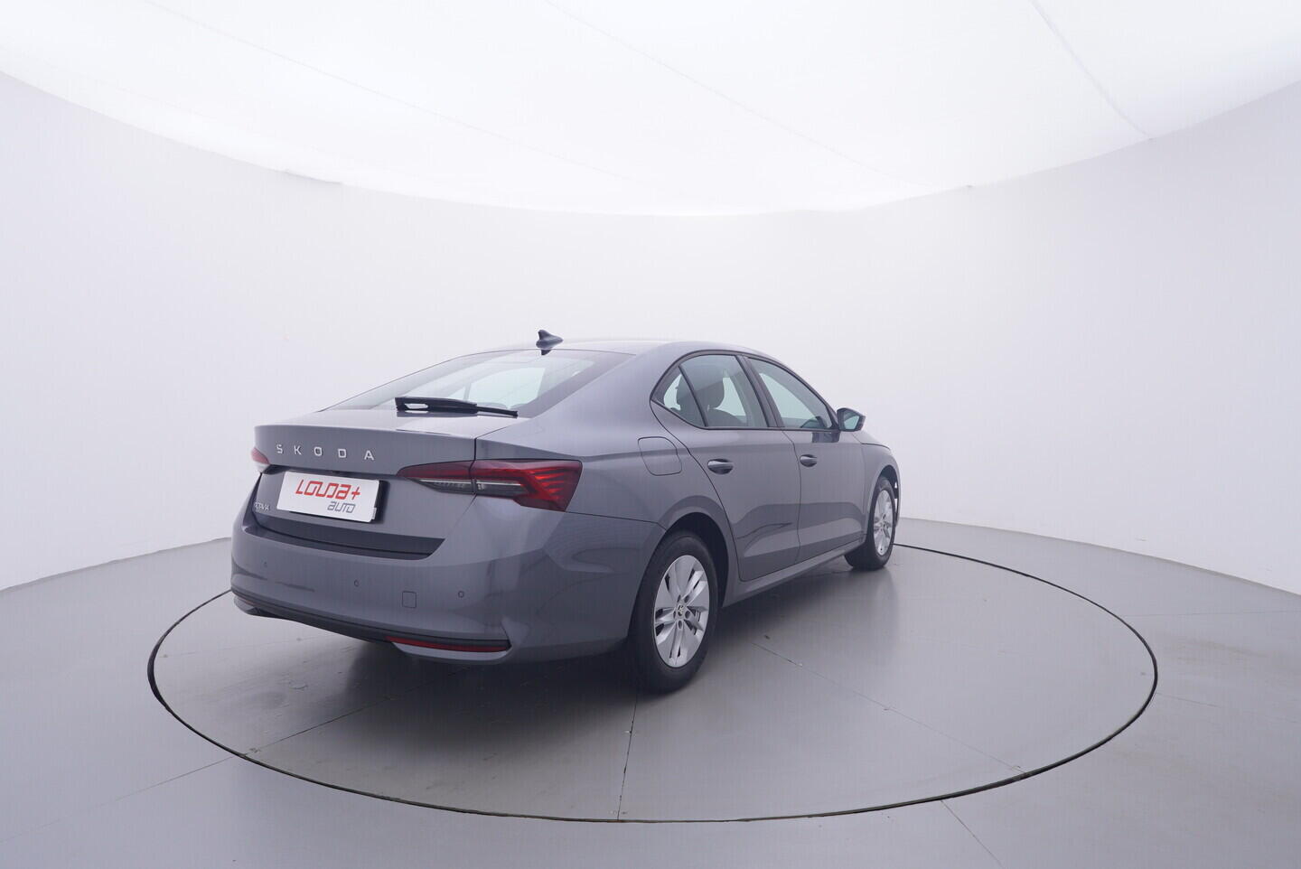 OV190V10217_14.webp_OCTAVIA Selection 1.5 TSI 110 kW manuál, DPH