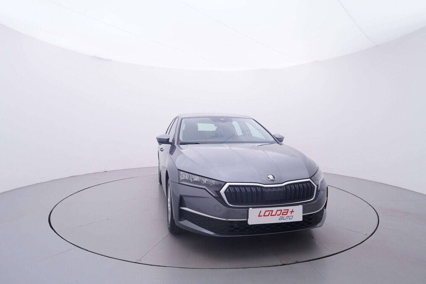OV190V10217_17.webp_OCTAVIA Selection 1.5 TSI 110 kW manuál, DPH