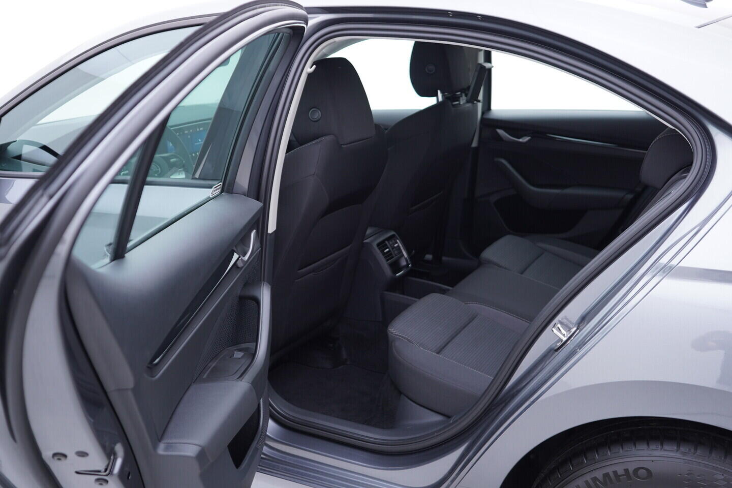 OV190V10217_33.webp_OCTAVIA Selection 1.5 TSI 110 kW manuál, DPH
