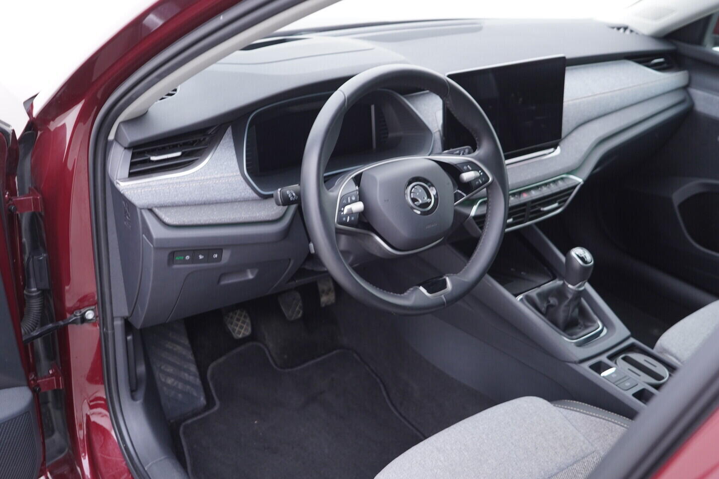 OV190V10218_21.webp_OCTAVIA Top Selection 1.5 TSI 110 kW manuál, DPH