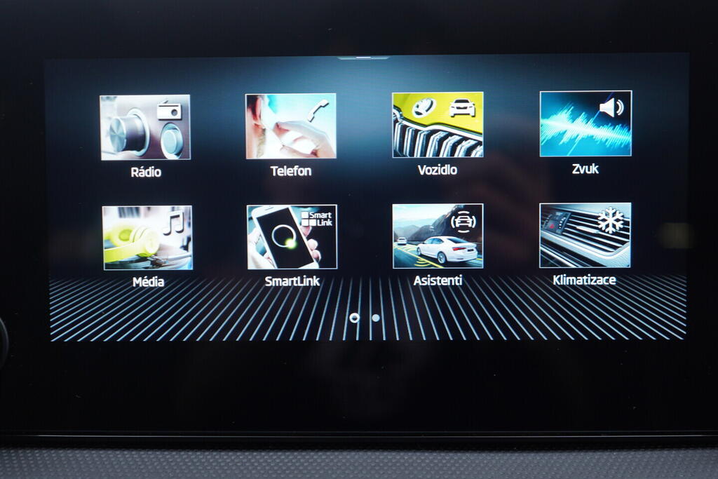 OV190V10219_27.webp_FABIA Monte Carlo 1.0 TSI 85 kW manuál, DPH