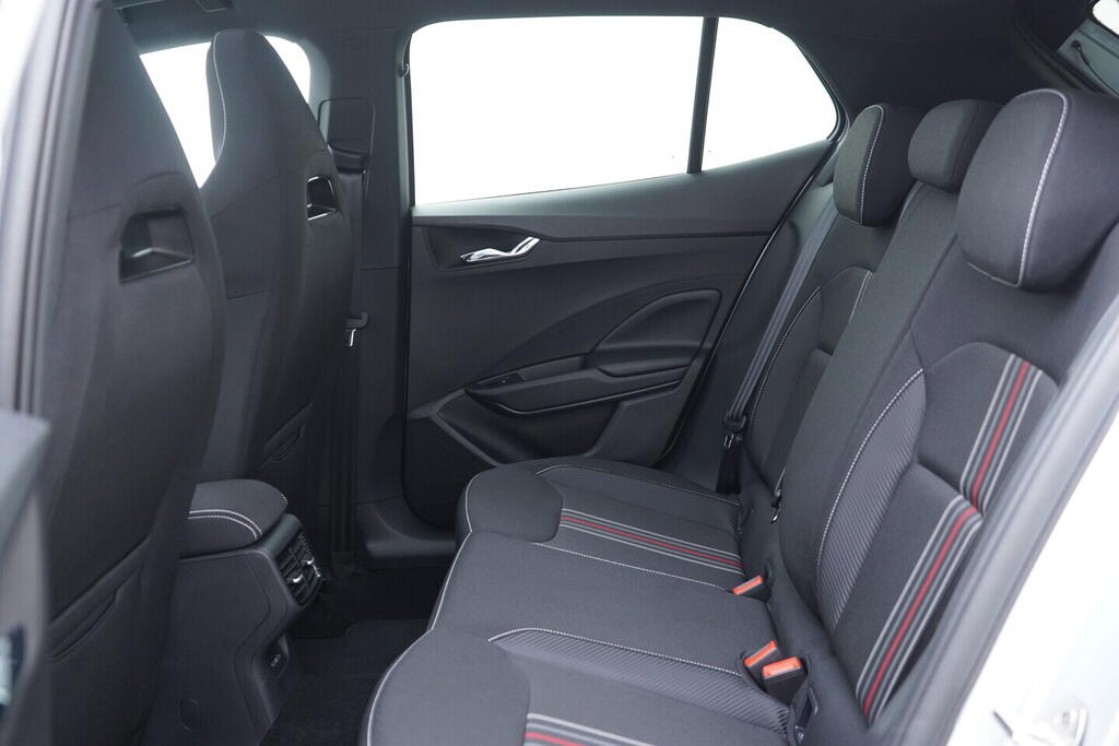 OV190V10219_35.webp_FABIA Monte Carlo 1.0 TSI 85 kW manuál, DPH