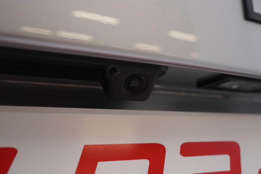 OV190V10219_40.webp_FABIA Monte Carlo 1.0 TSI 85 kW manuál, DPH