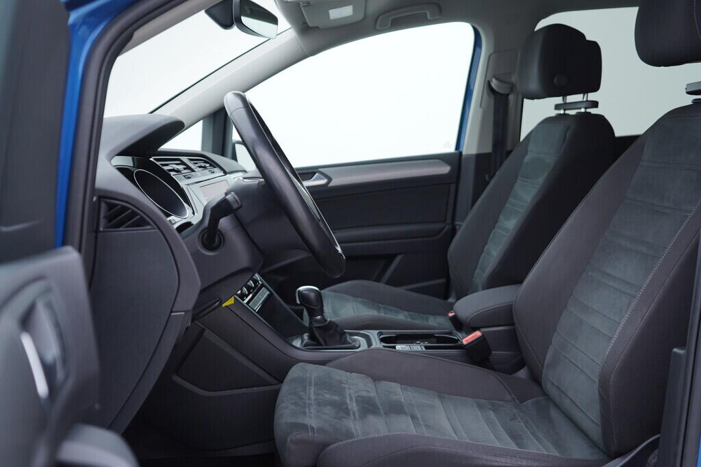 OV190V10231_23.webp_TOURAN Comfortline  2.0 TDI 110 kW automat