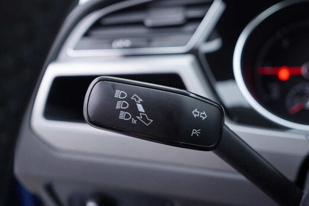 OV190V10231_24.webp_TOURAN Comfortline  2.0 TDI 110 kW automat