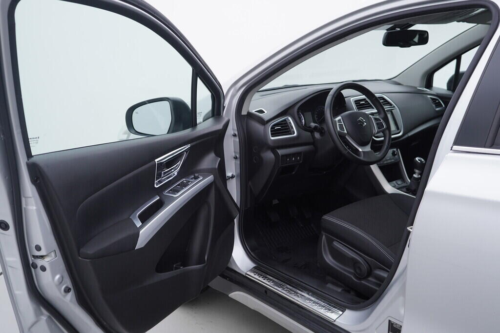 OV190V10233_18.webp_SX4 BoosterJet Premium 1.4 . 103 kW manuál