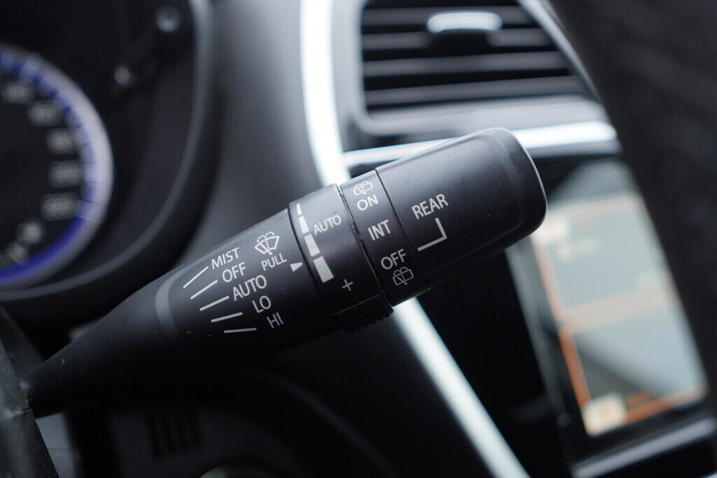 OV190V10233_24.webp_SX4 BoosterJet Premium 1.4 . 103 kW manuál