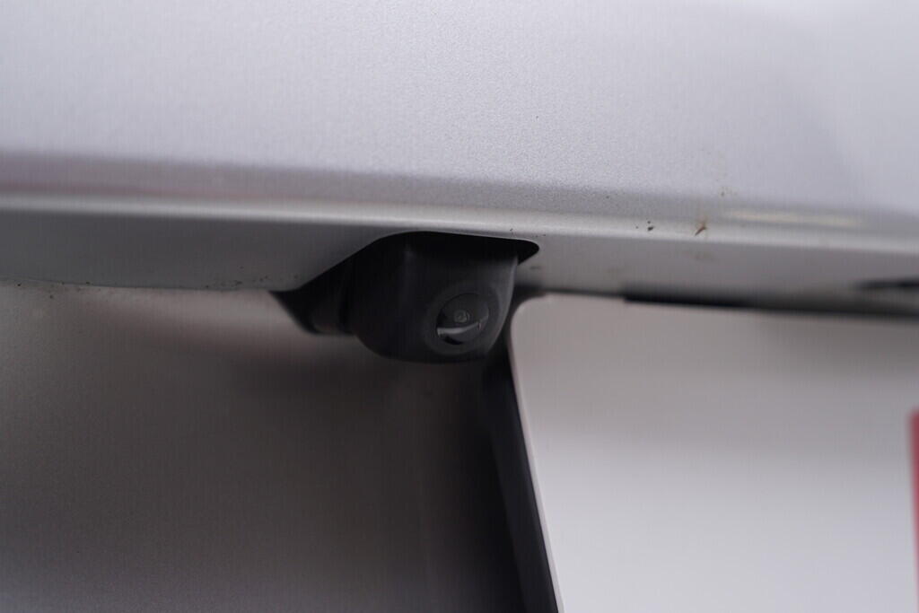 OV190V10233_35.webp_SX4 BoosterJet Premium 1.4 . 103 kW manuál