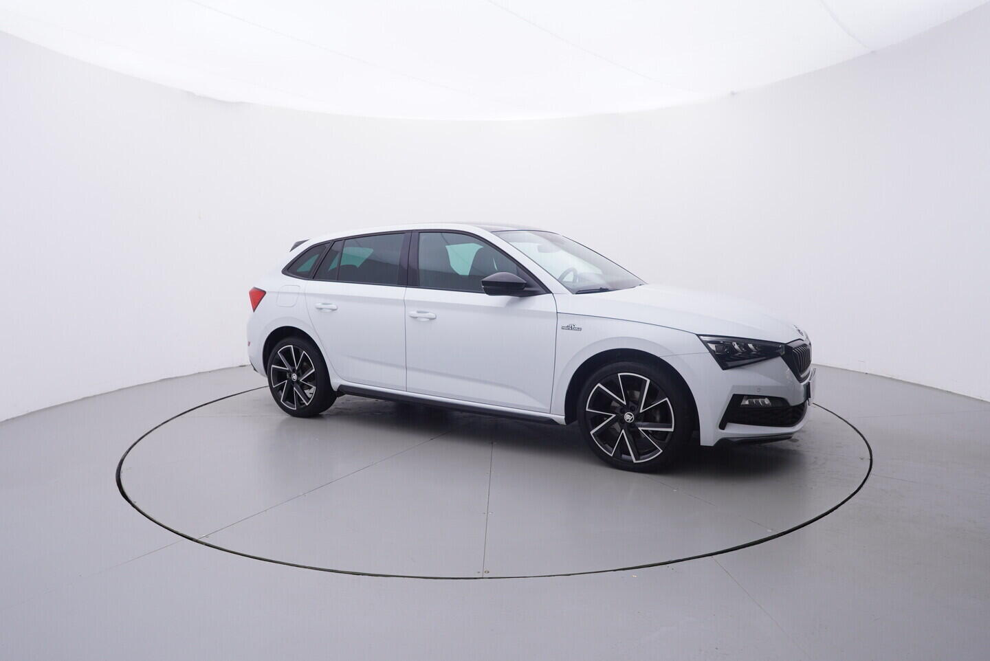 OV190V10234_16.webp_SCALA Monte Carlo 1.5 TSI 110 kW automat, DPH