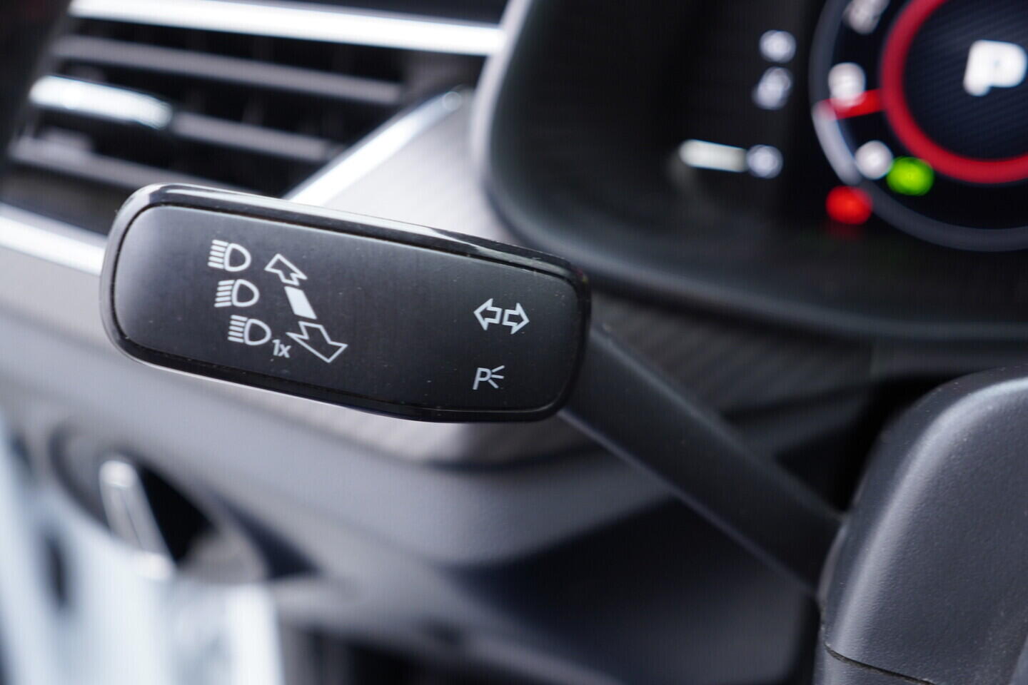 OV190V10234_25.webp_SCALA Monte Carlo 1.5 TSI 110 kW automat, DPH