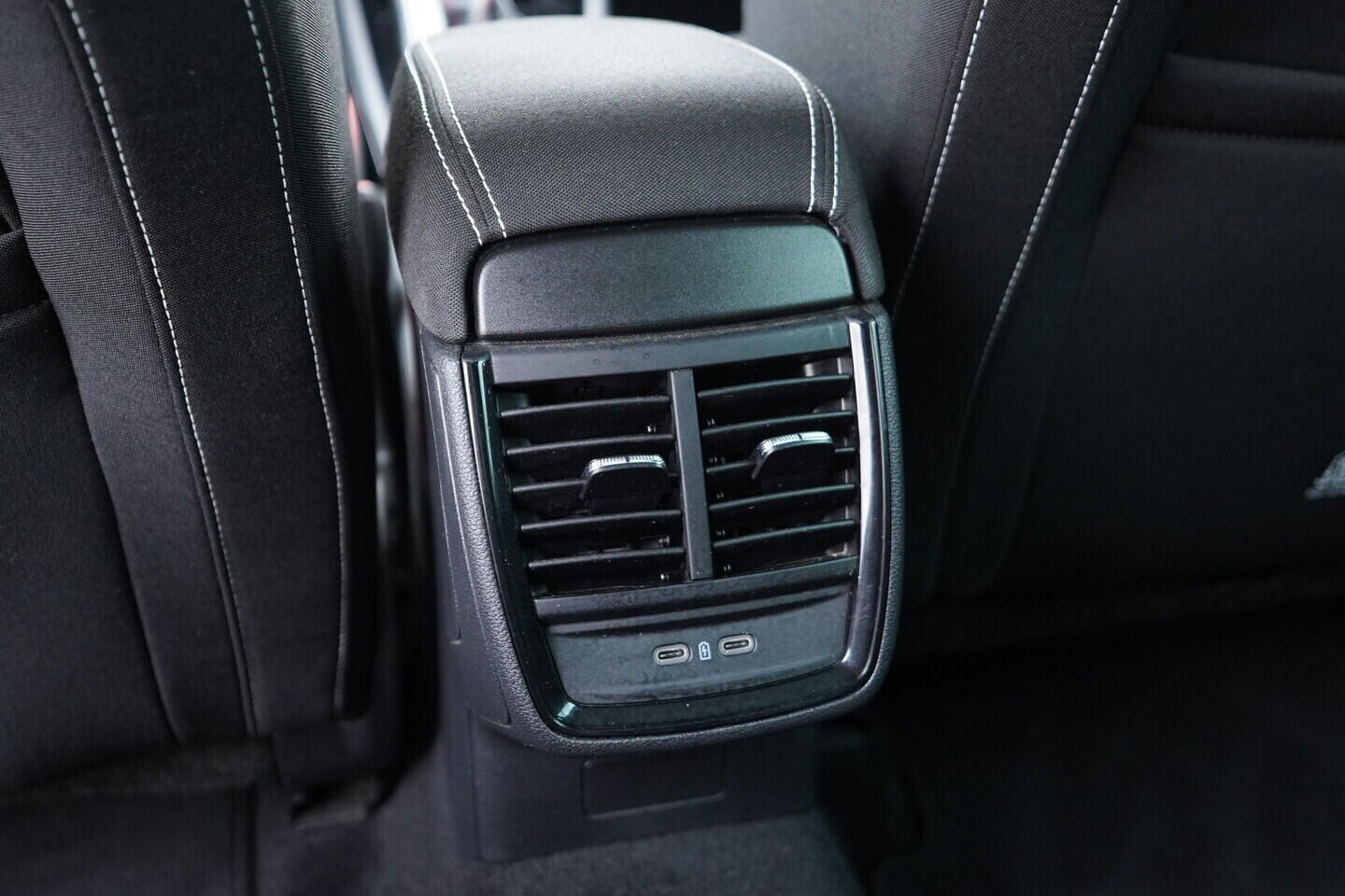 OV190V10234_38.webp_SCALA Monte Carlo 1.5 TSI 110 kW automat, DPH