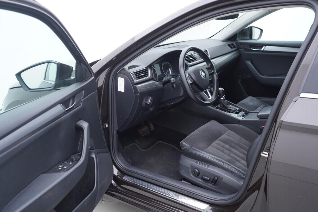 OV190V10235_18.webp_SUPERB Style 2.0 TDI 110 kW automat