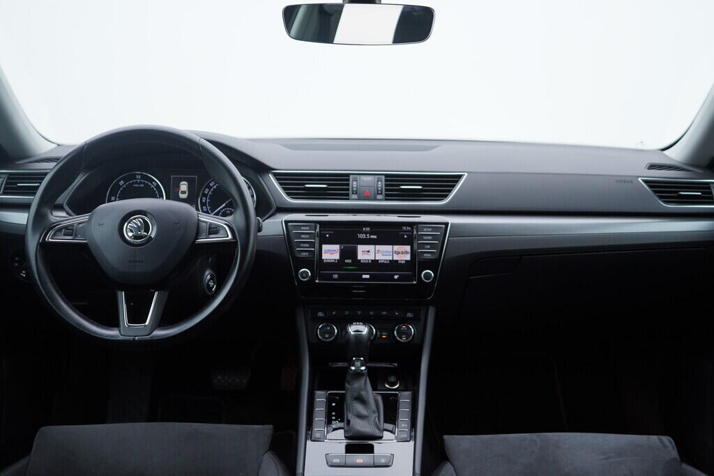 OV190V10235_27.webp_SUPERB Style 2.0 TDI 110 kW automat