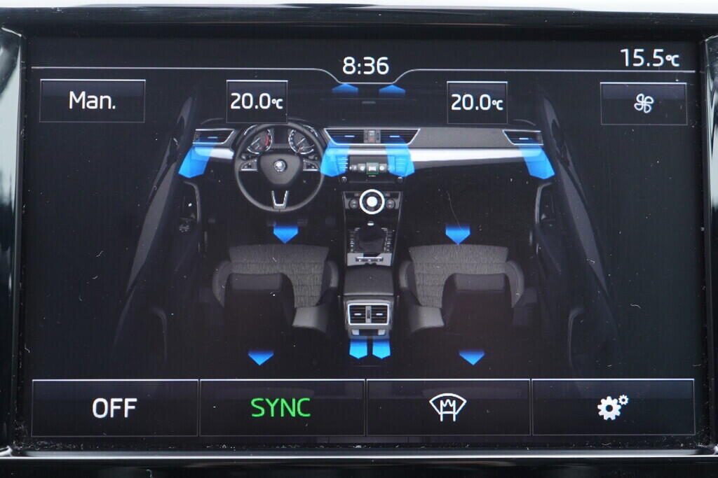 OV190V10235_32.webp_SUPERB Style 2.0 TDI 110 kW automat