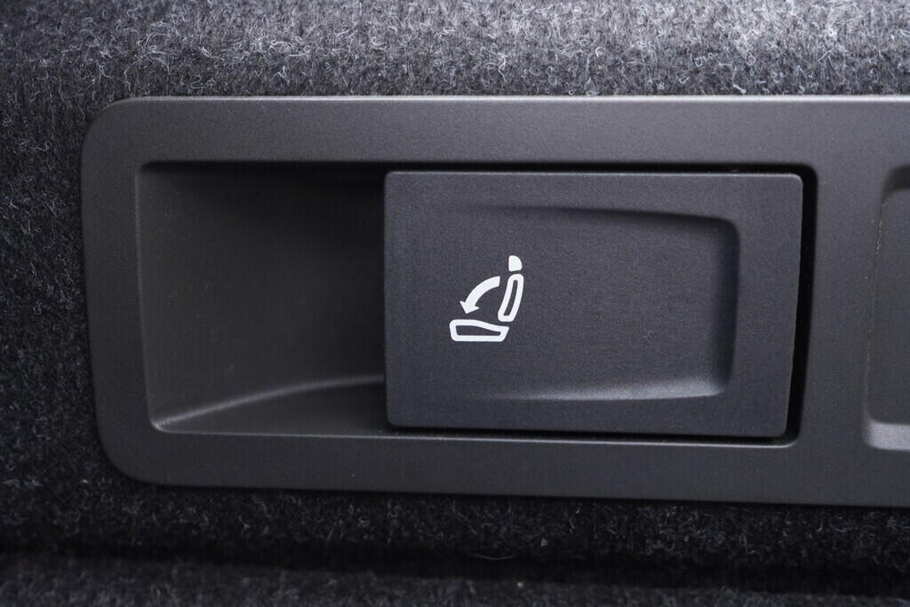 OV190V10235_41.webp_SUPERB Style 2.0 TDI 110 kW automat